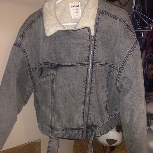 Jean jacket - Picture 2 of 3